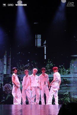 สมมงวงบอยกรุ๊ปที่ควรค่าแก่การถูกรัก! POW อัดฉีดเพอร์ฟอร์แมนซ์สาดความสุข 3 ชั่วโมงเต็มอิ่ม เมืองไทยคือเซฟโซน! ยอร์ช เปิดใจทั้งน้ำตากลางเวทีคอนเสิร์ต #POWERFULYOUTH_inBKK